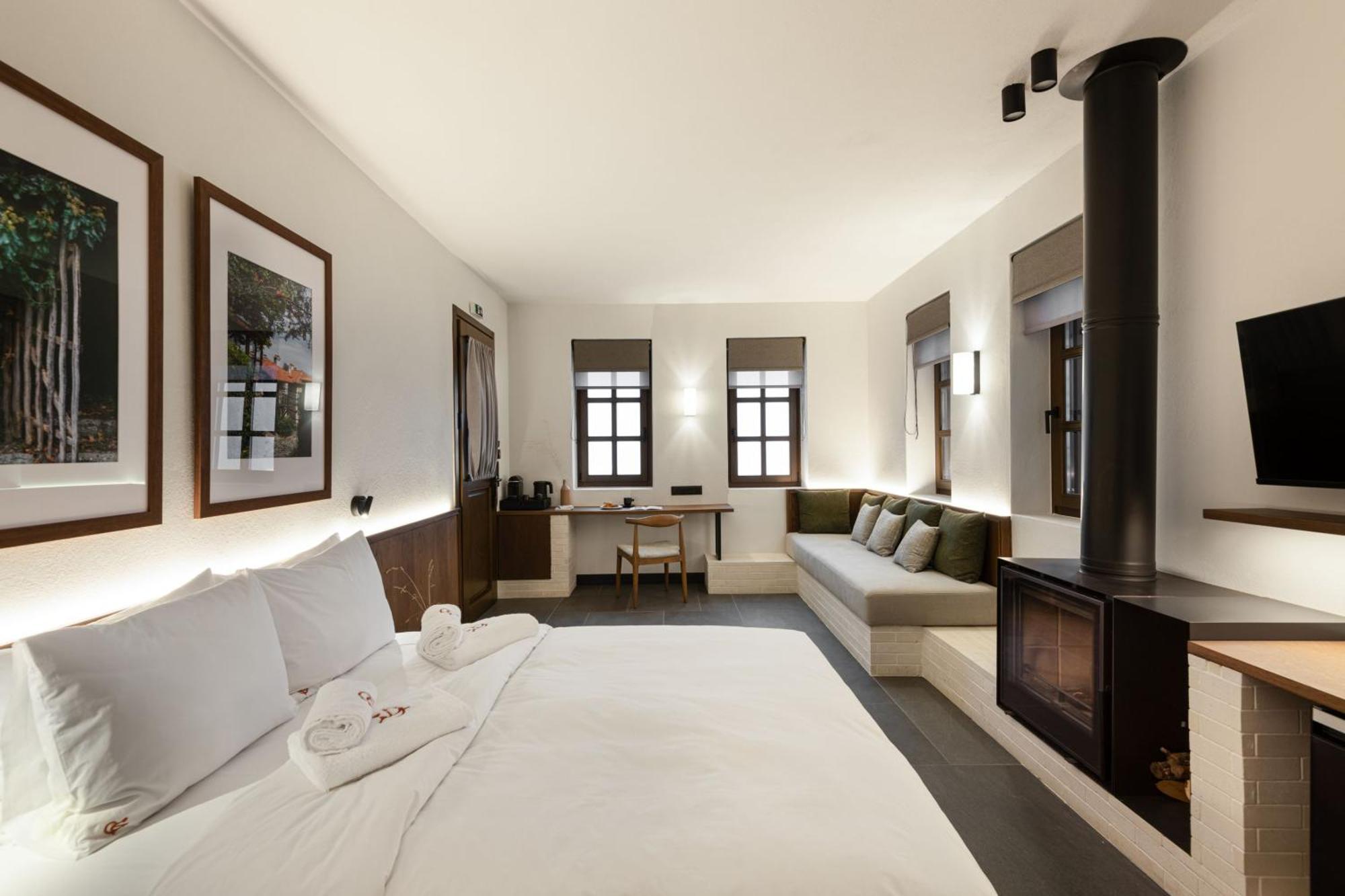 Unedo All Seasons Boutique Hotel Palaios Panteleimonas Exterior photo