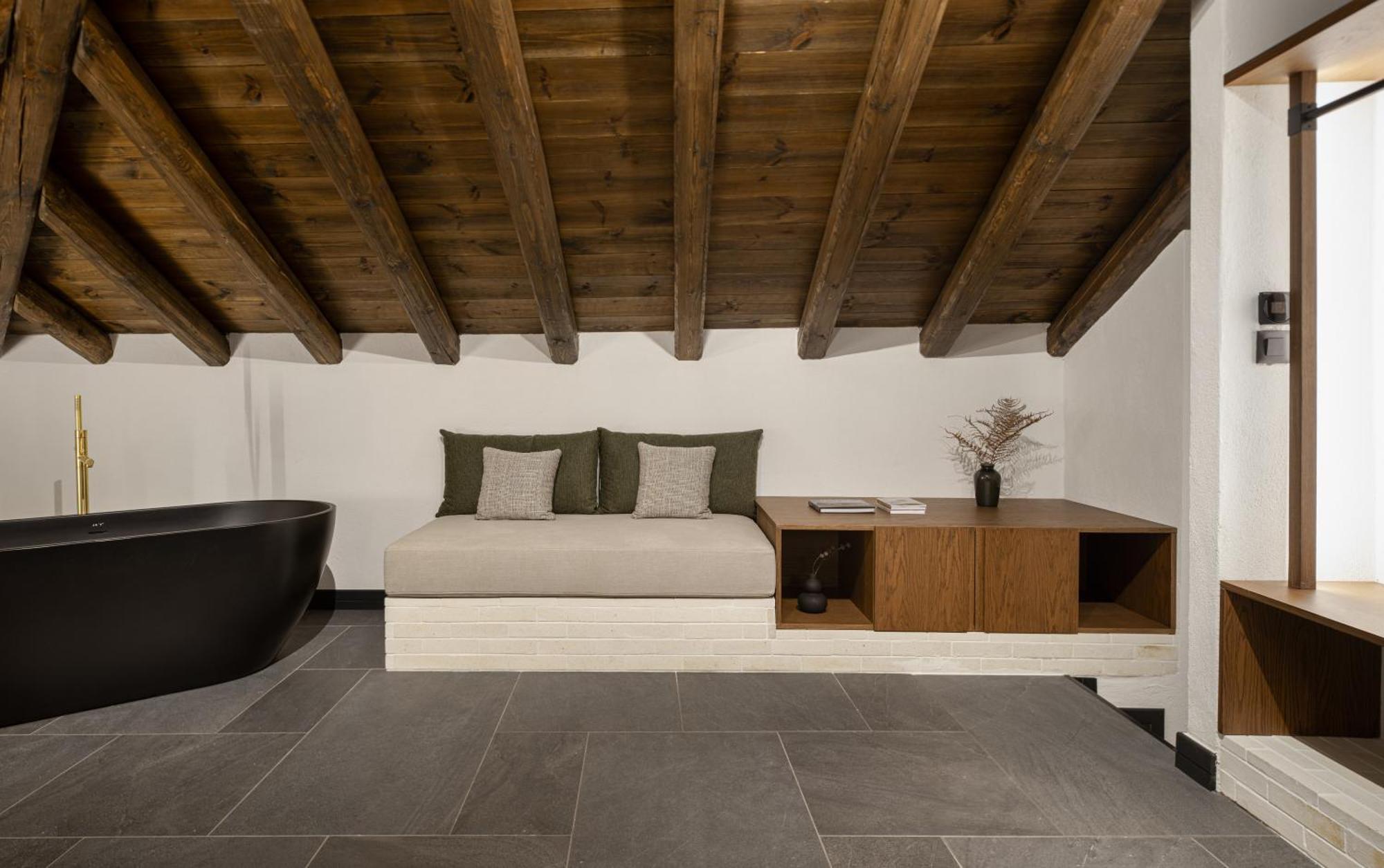 Unedo All Seasons Boutique Hotel Palaios Panteleimonas Exterior photo