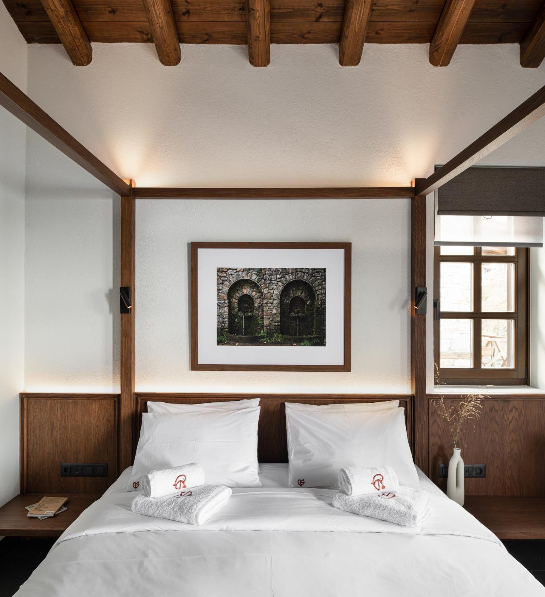 Unedo All Seasons Boutique Hotel Palaios Panteleimonas Exterior photo